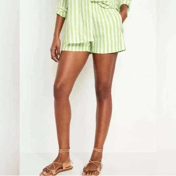 Old Navy Pants - Old Navy Linen Blend Green White Striped Casual Lagenlook Pull On Shorts